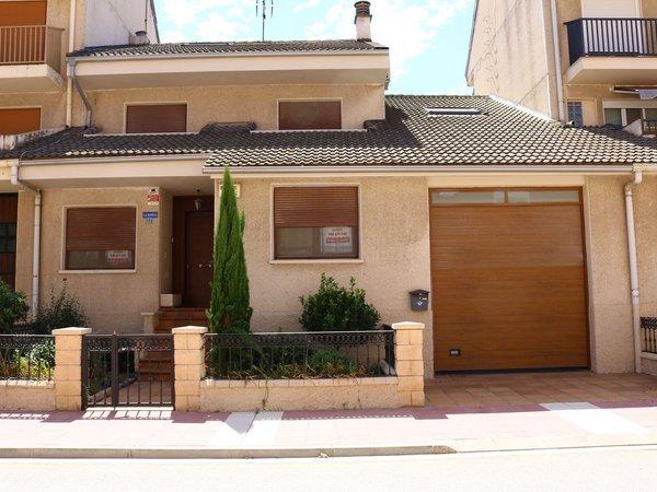 Casa o chalet independiente en calle la Badina, 27, Azagra