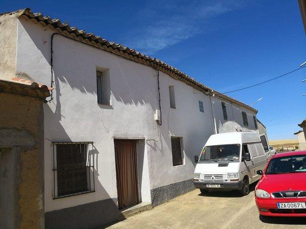 Casa de pueblo en calle Costanilla, 3, Bustillo del Oro