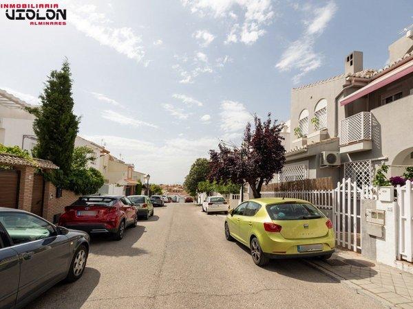 Chalet adosado en Lucena, Huétor-Vega