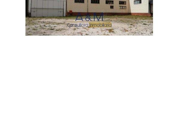 Nave en calle Real, Almarza