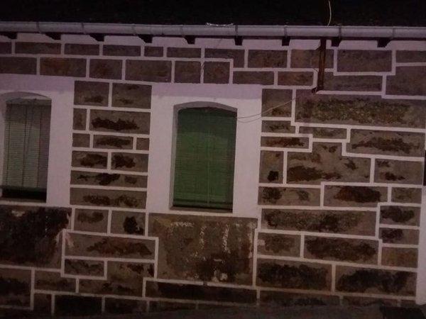 Casa de pueblo en calle Iglesia Lagarej, 1, Asturianos