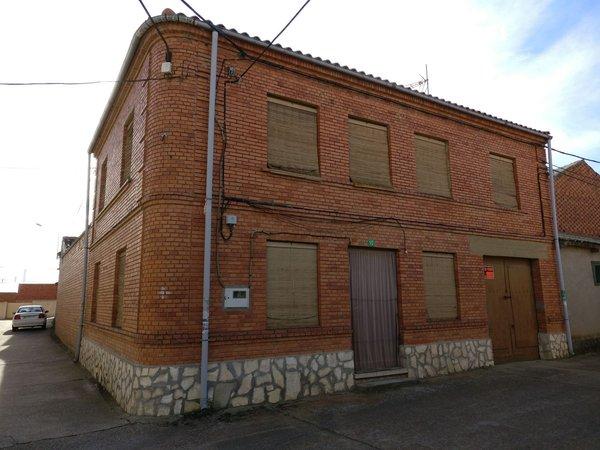 Casa de pueblo en calle las Eras, 6, Barcial del Barco