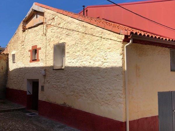Casa de pueblo en calle Travesaña, 6, Alcolea de las Peñas