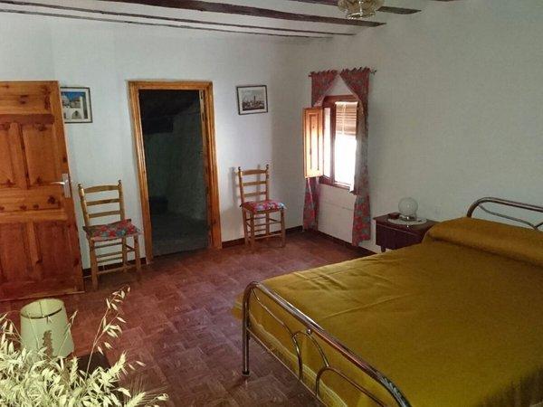 Casa de pueblo en calle Mediodia, s/n, Arbeteta