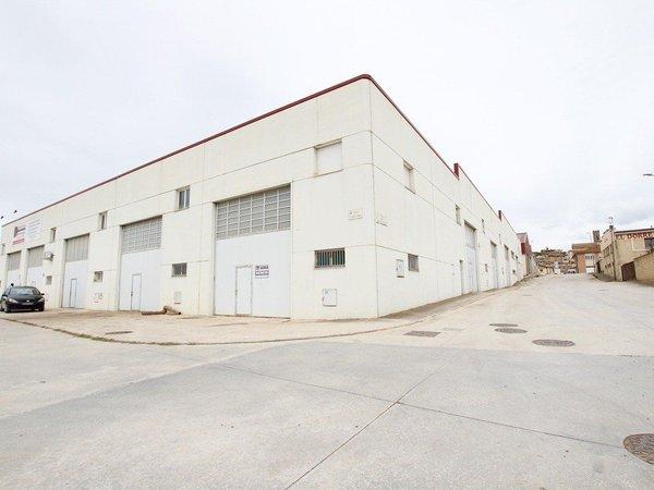 Nave en travesía San Isidro Labrador, 6, Artajona