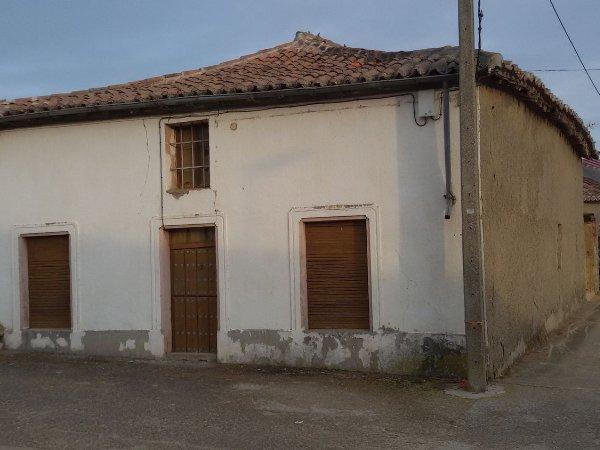 Casa de pueblo en calle Calzada de Salamanca, 21, Aldeanueva de Figueroa