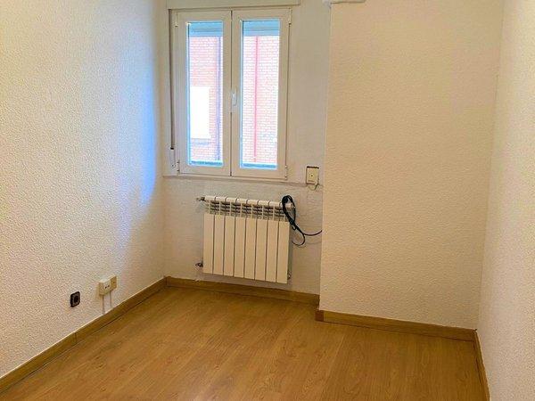 Piso en plaza Escuelas, Zona Renfe, Alcorcón