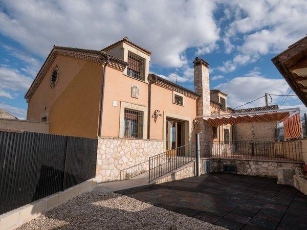 Casa o chalet independiente en Cabañas de Polendos