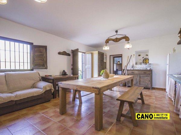 Chalet en calle Real, Abla