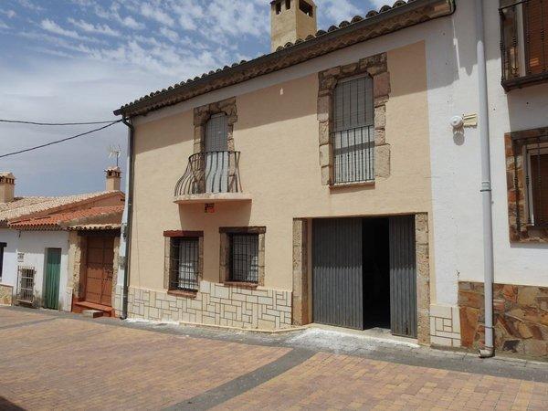 Chalet en calle San Anton, Albalate de las Nogueras