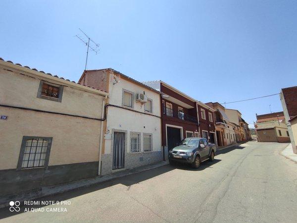 Chalet adosado en alto Barranquillo, Belvis de la Jara