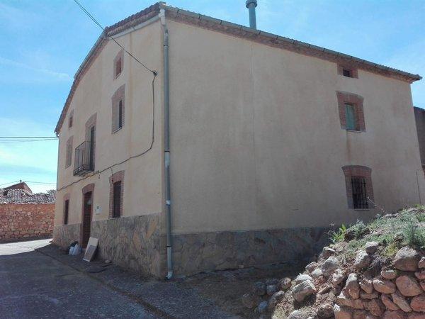 Casa de pueblo en travesía Fuente, 11, Berlanga de Duero