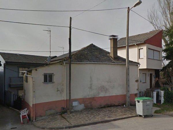 Casa de pueblo en calle Escobal, 17, Asturianos