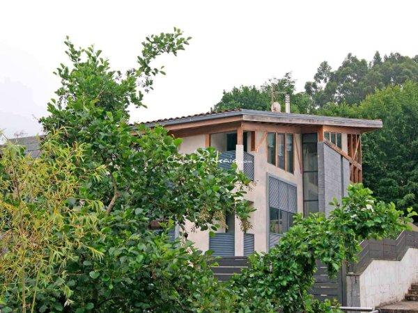 Chalet adosado en Busturia