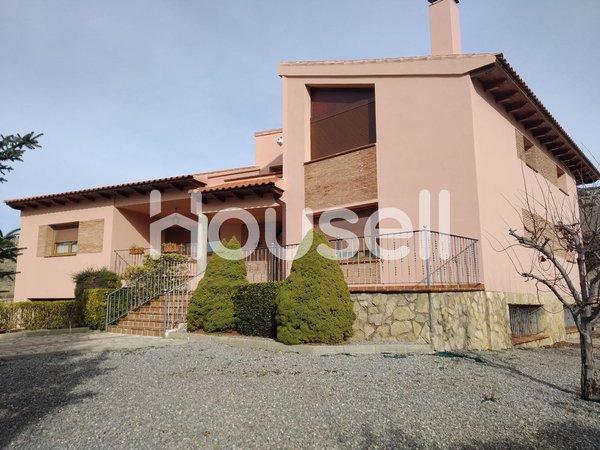 Chalet en camino de las Cruces, Albarracín