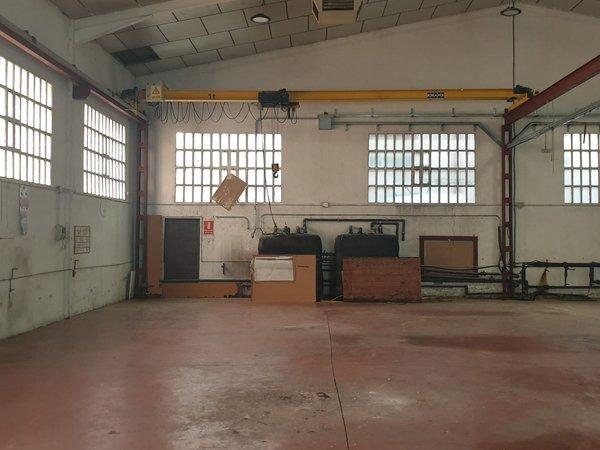 Nave en calle diamante, Humanes de Madrid